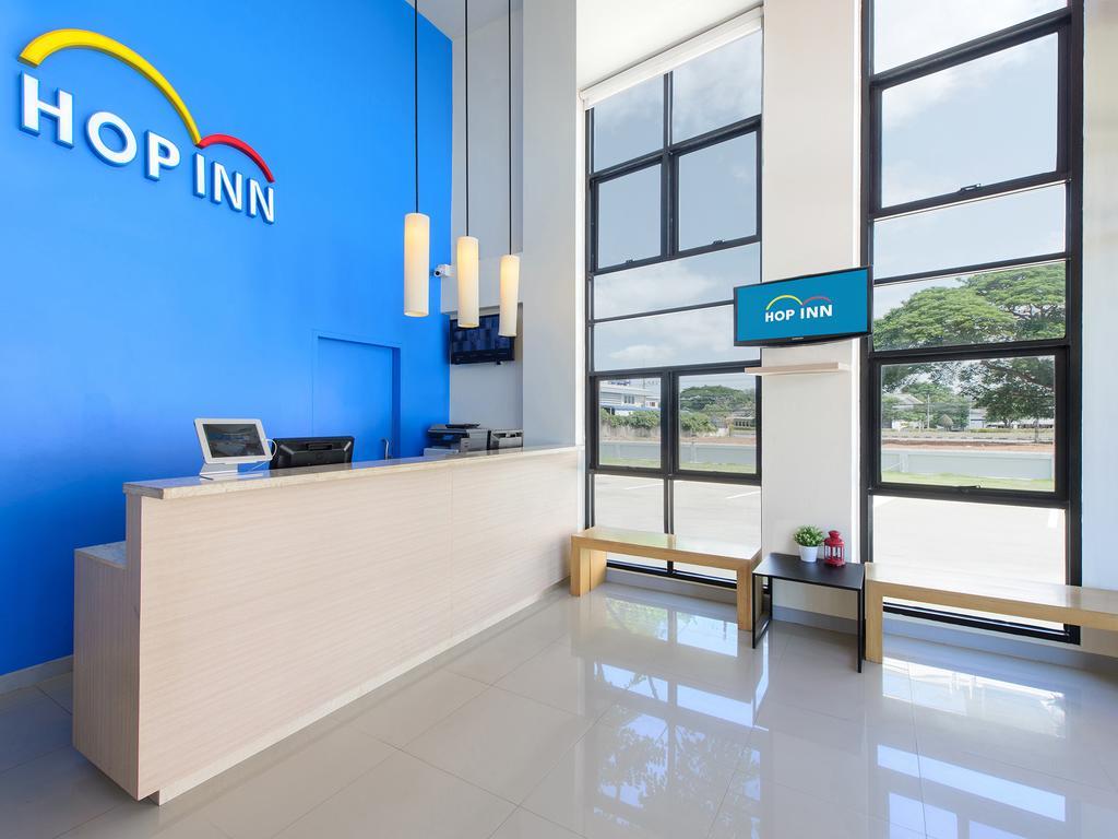 Hop Inn Phuket Exterior photo
