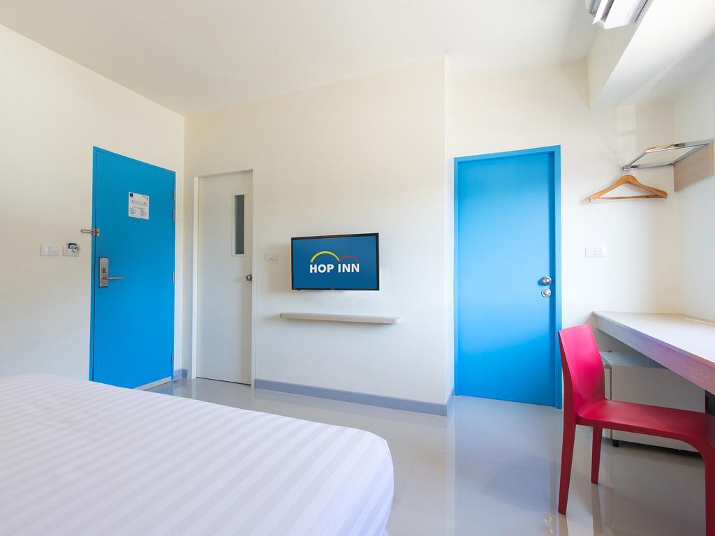Hop Inn Phuket Exterior photo