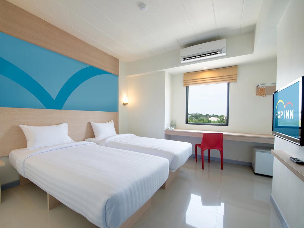 Hop Inn Phuket Exterior photo
