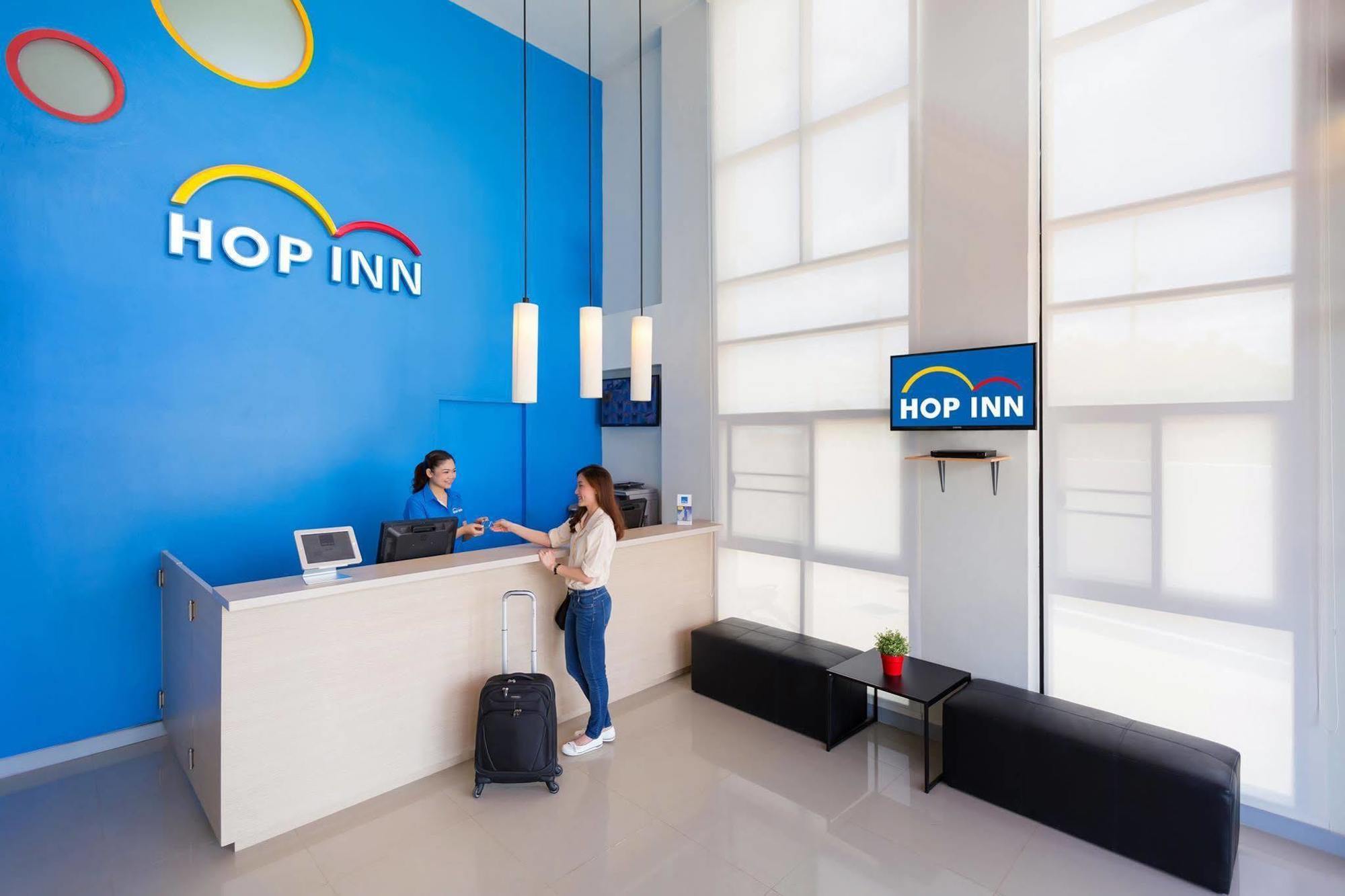 Hop Inn Phuket Exterior photo