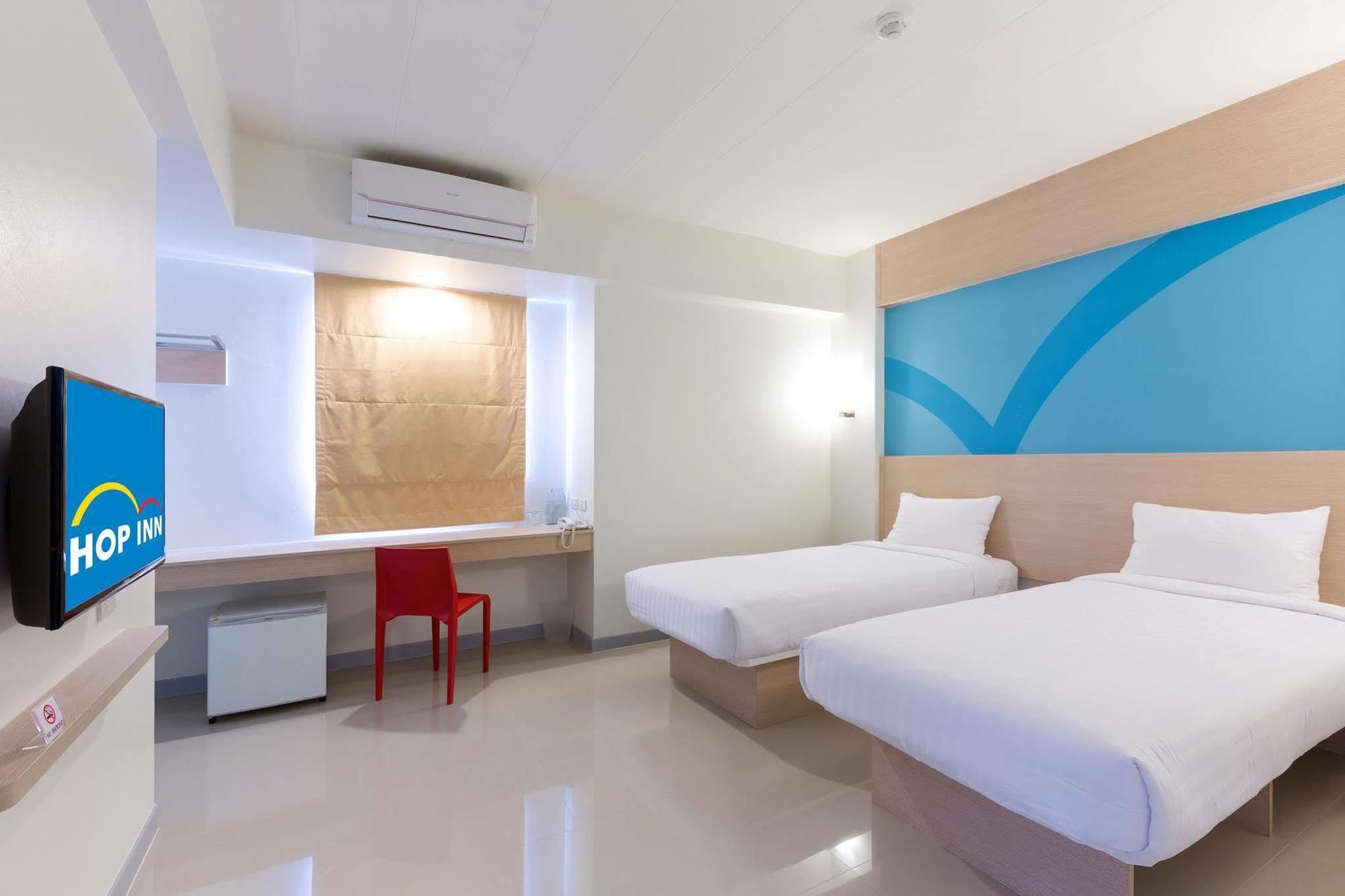 Hop Inn Phuket Exterior photo