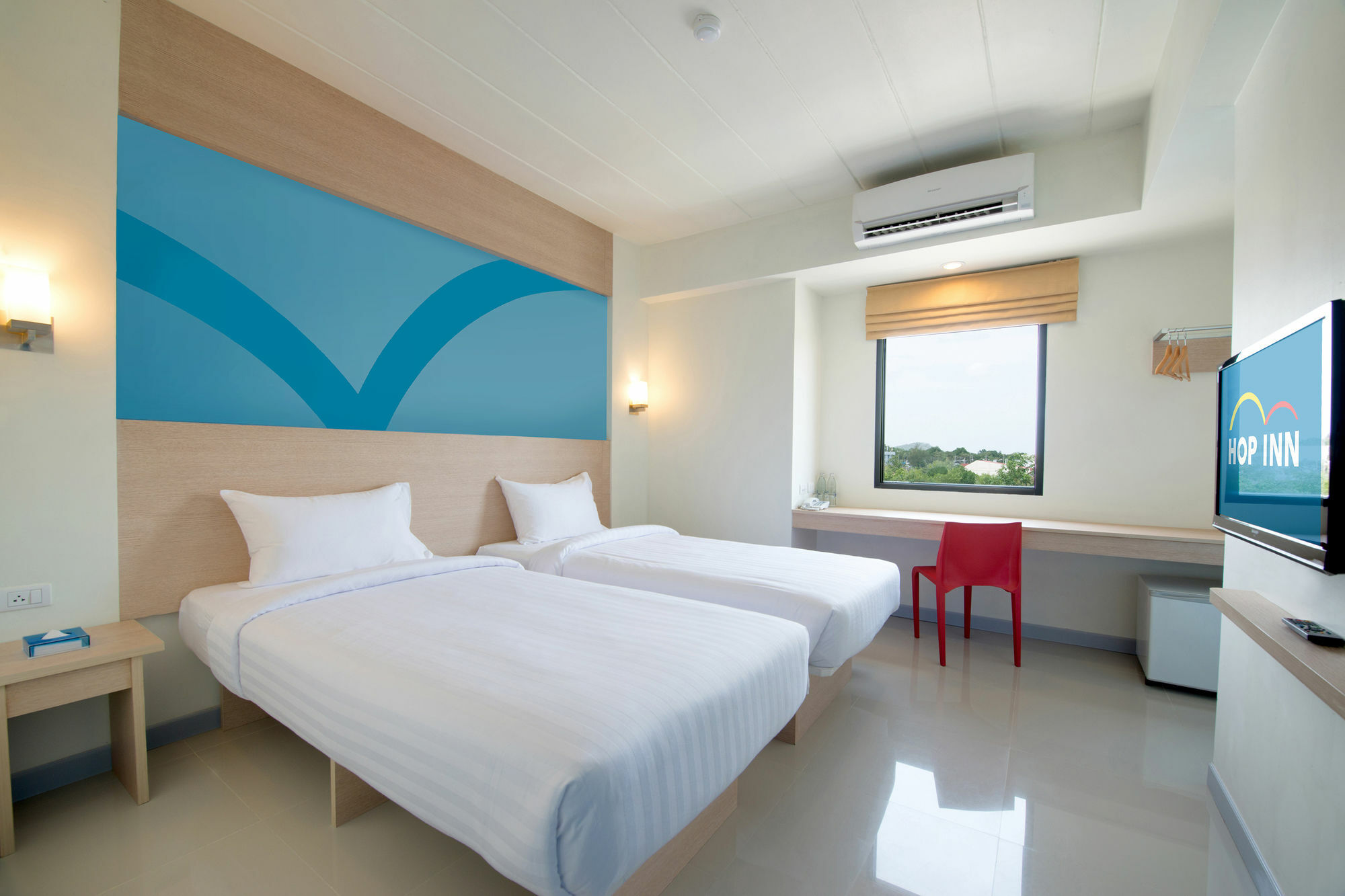 Hop Inn Phuket Exterior photo